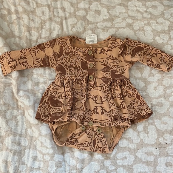 Kate Quinn Ruffle Bodysuits - Picture 2 of 4